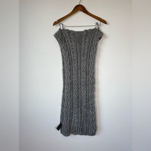 H&M acrylic wool cable knit scarf